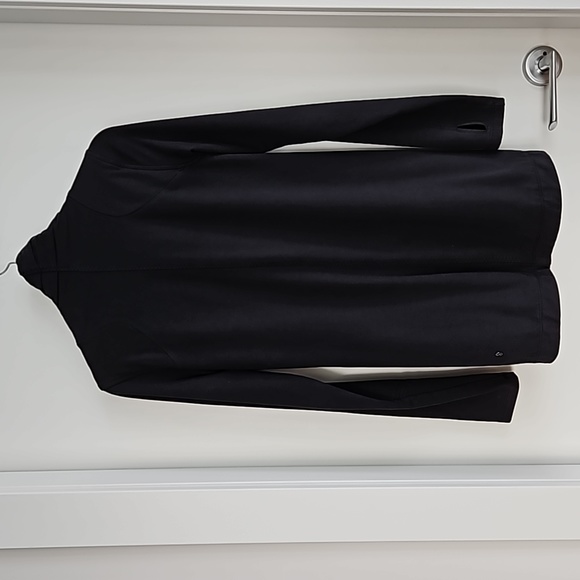 Lululemon That's A Wrap, Size 6 - Picture 5 of 15